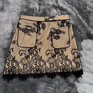 Women’s lace skirt